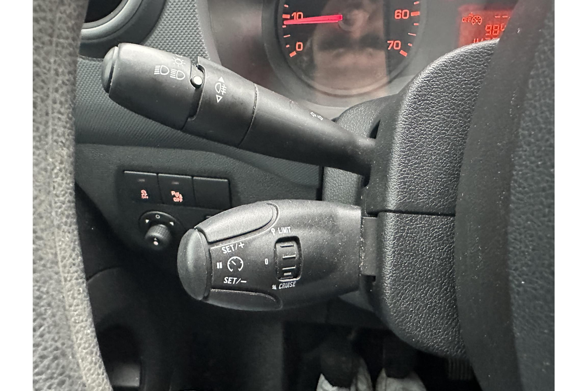 Peugeot Partner 120 1.6 BlueHDi 75 L1 Premium*AIRCO*CRUISE*PDC*